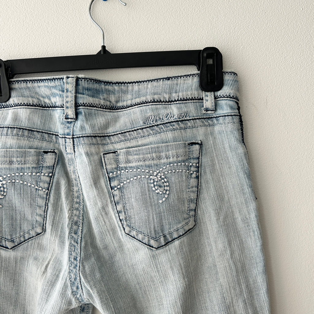 Y2K light wash denim capris by carreli