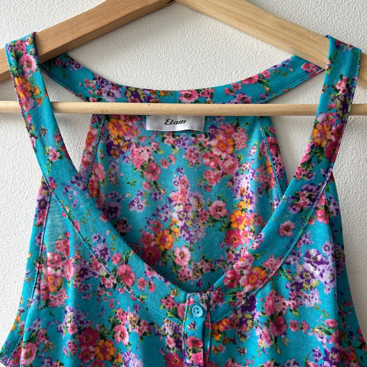 2010s button up tank by etam