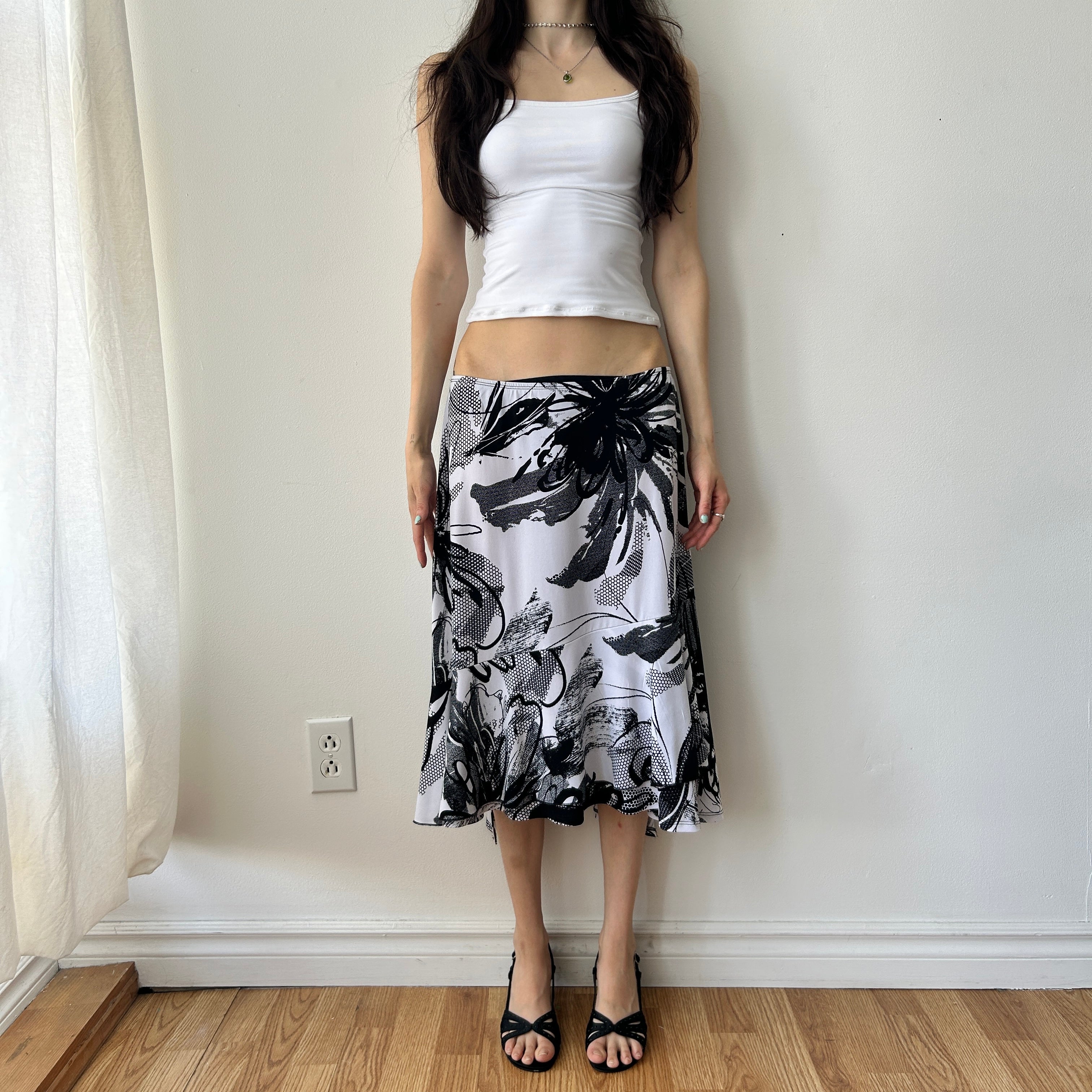 2000s Floral print midi skirt by M.I.K.O