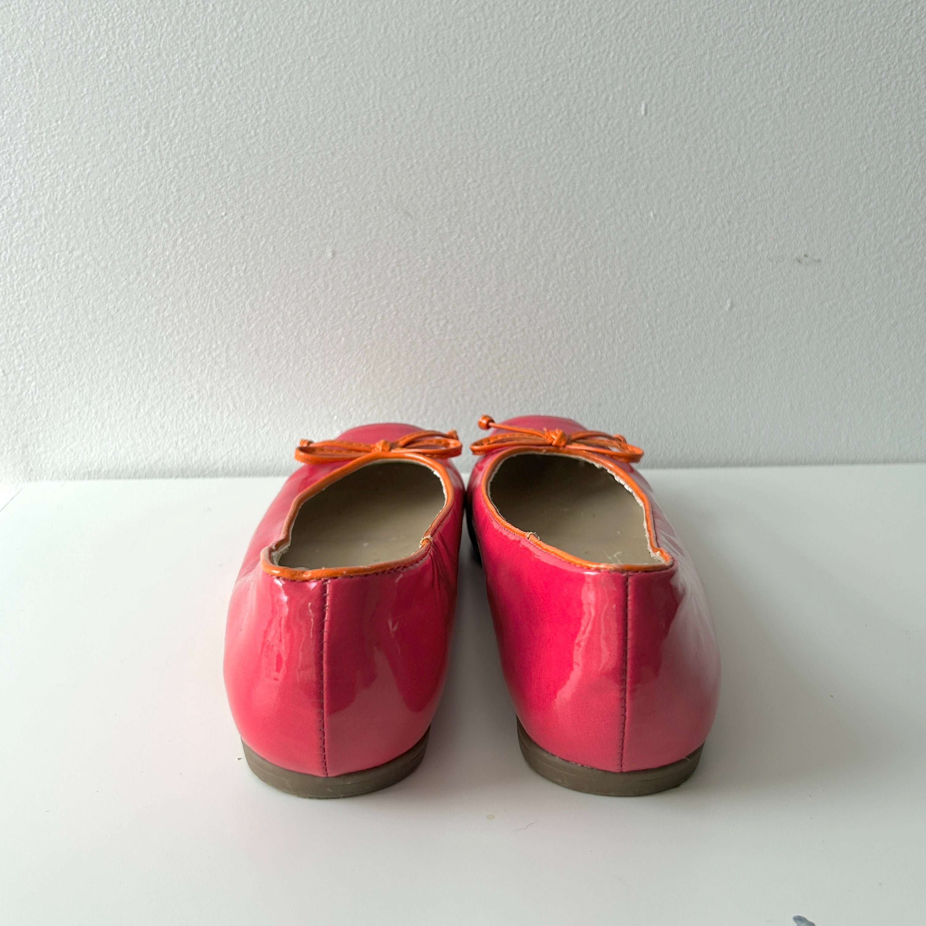 2000s pink and orange ballet flats