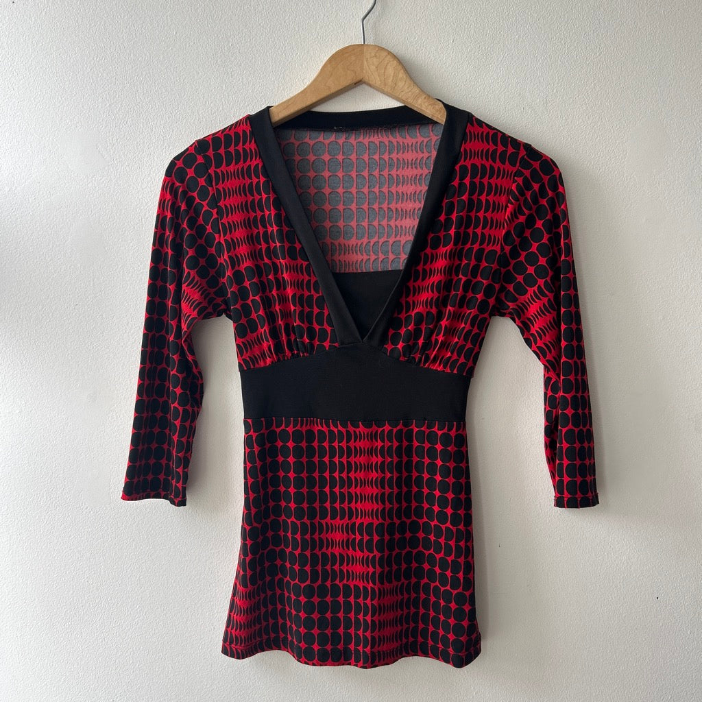 2000s polka dot belted blouse