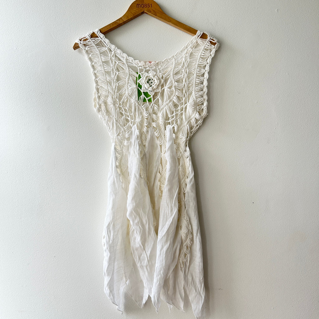2000's crochet top by 123