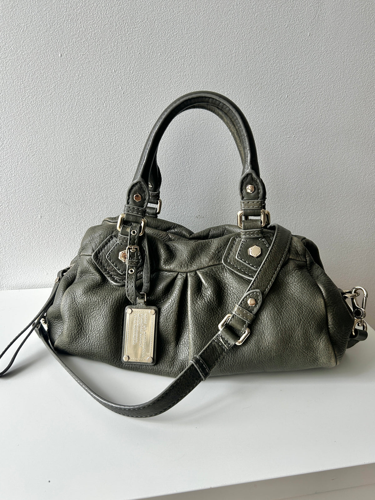 2000s Marc jacobs classic q