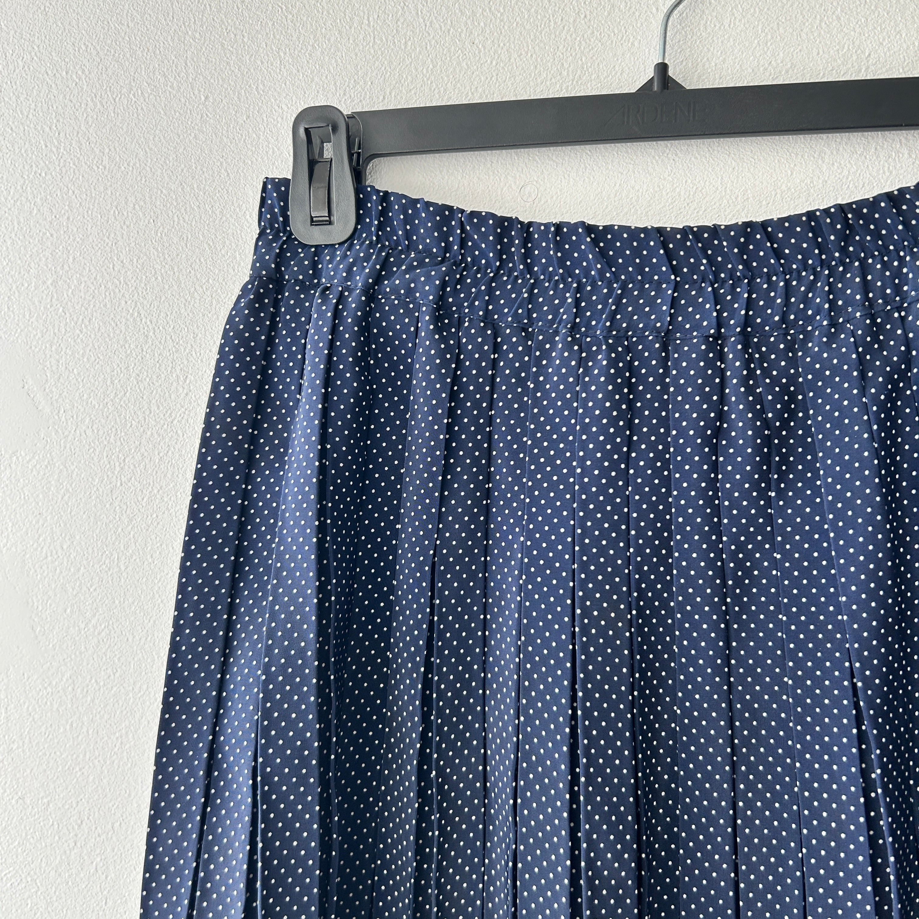 Coquette pleated polka dot skirt