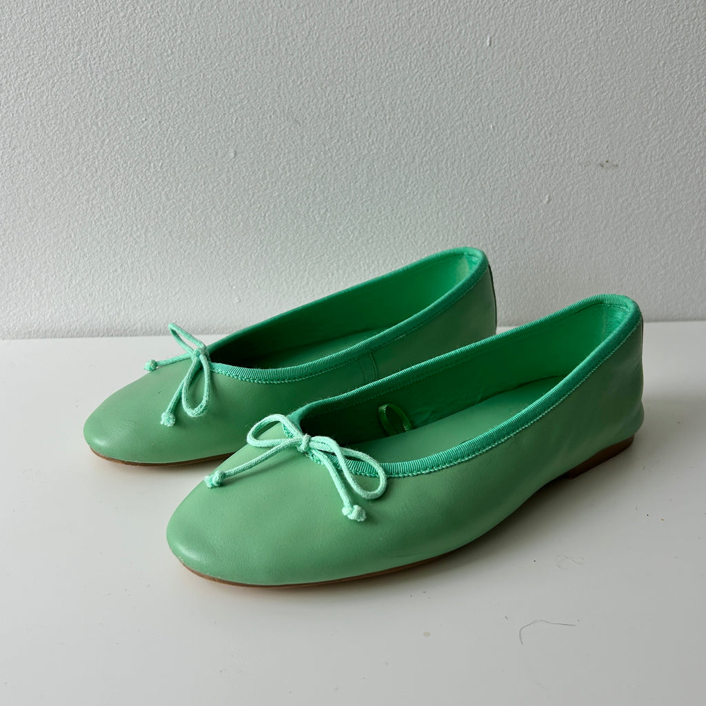 2000s mint green leather ballet flats