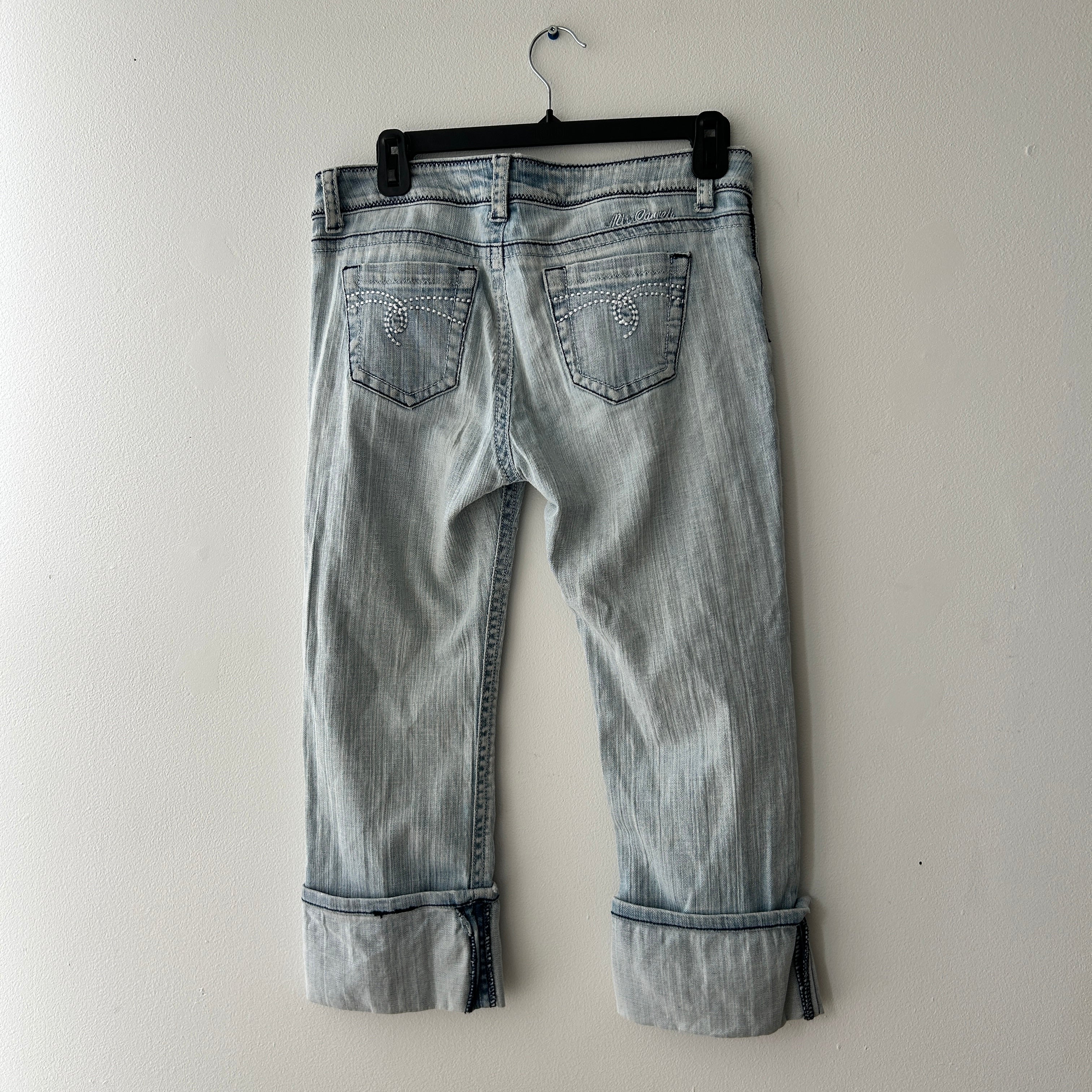 Y2K light wash denim capris by carreli