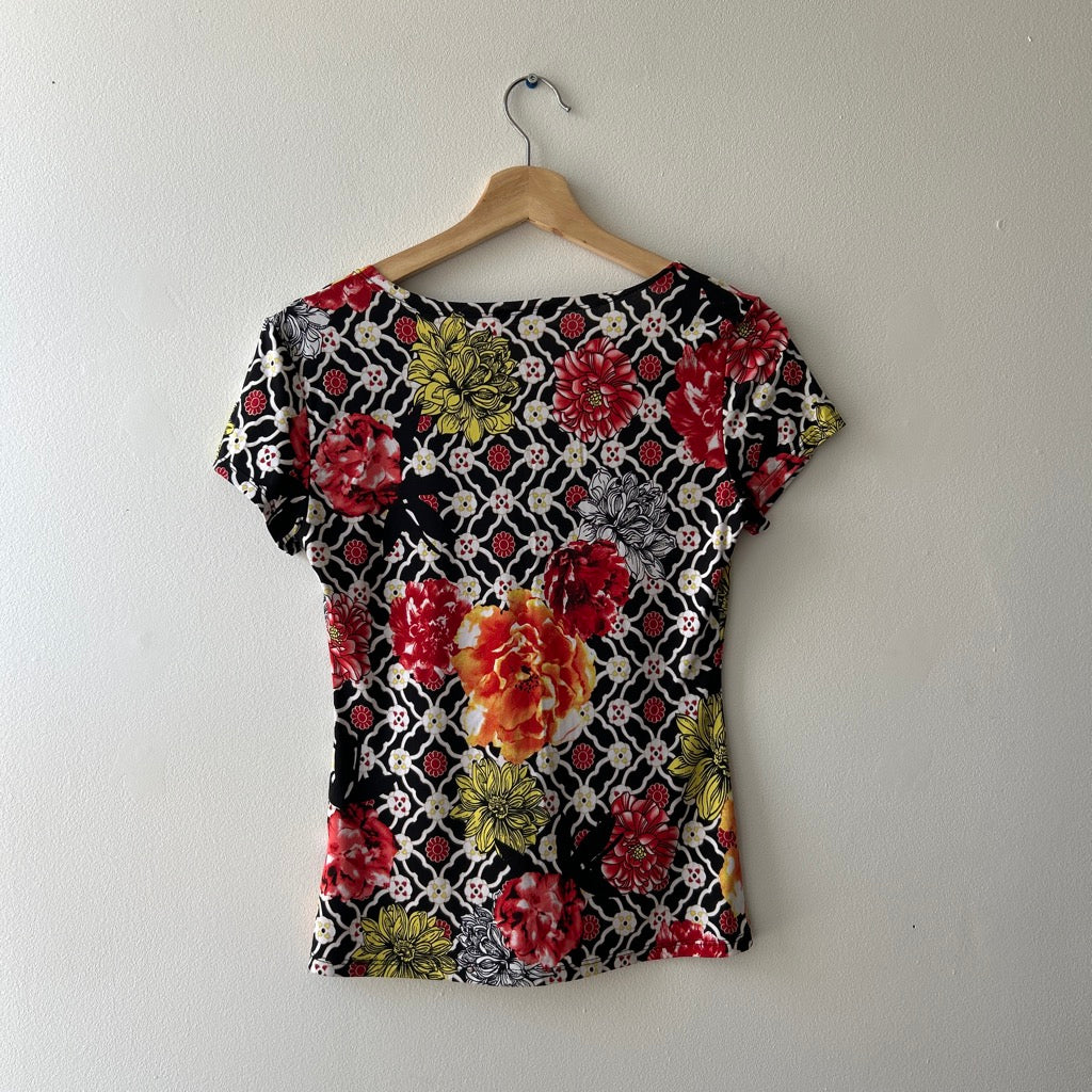 Y2K floral v neck top