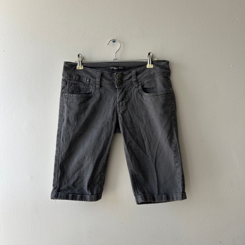 Y2K grey capris by terra nova