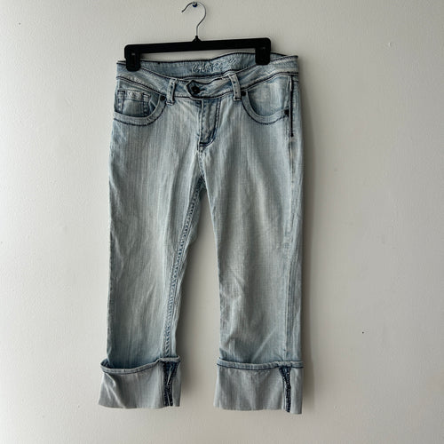 Y2K light wash denim capris by carreli