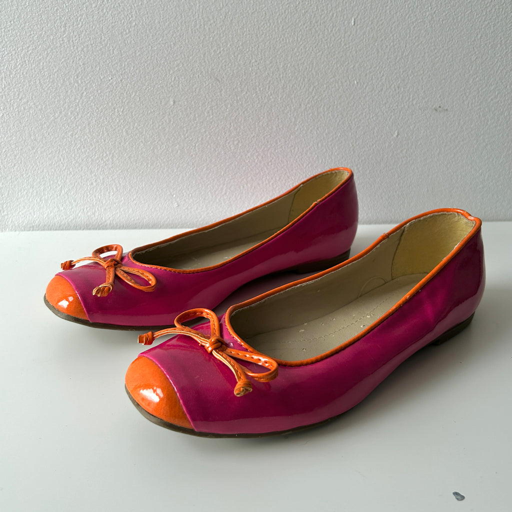 2000s pink and orange ballet flats
