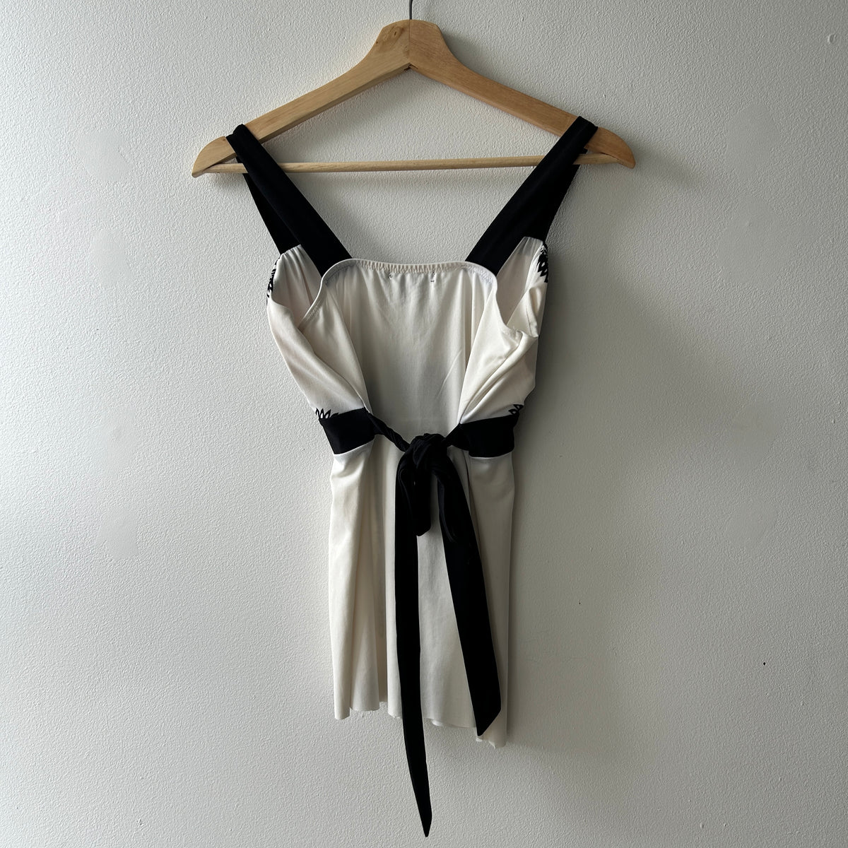 2000s belted tank top by majora