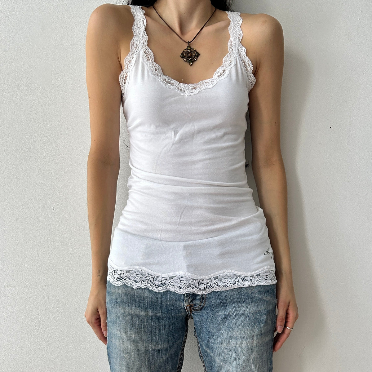 2000s lace trim tank top by DKNY