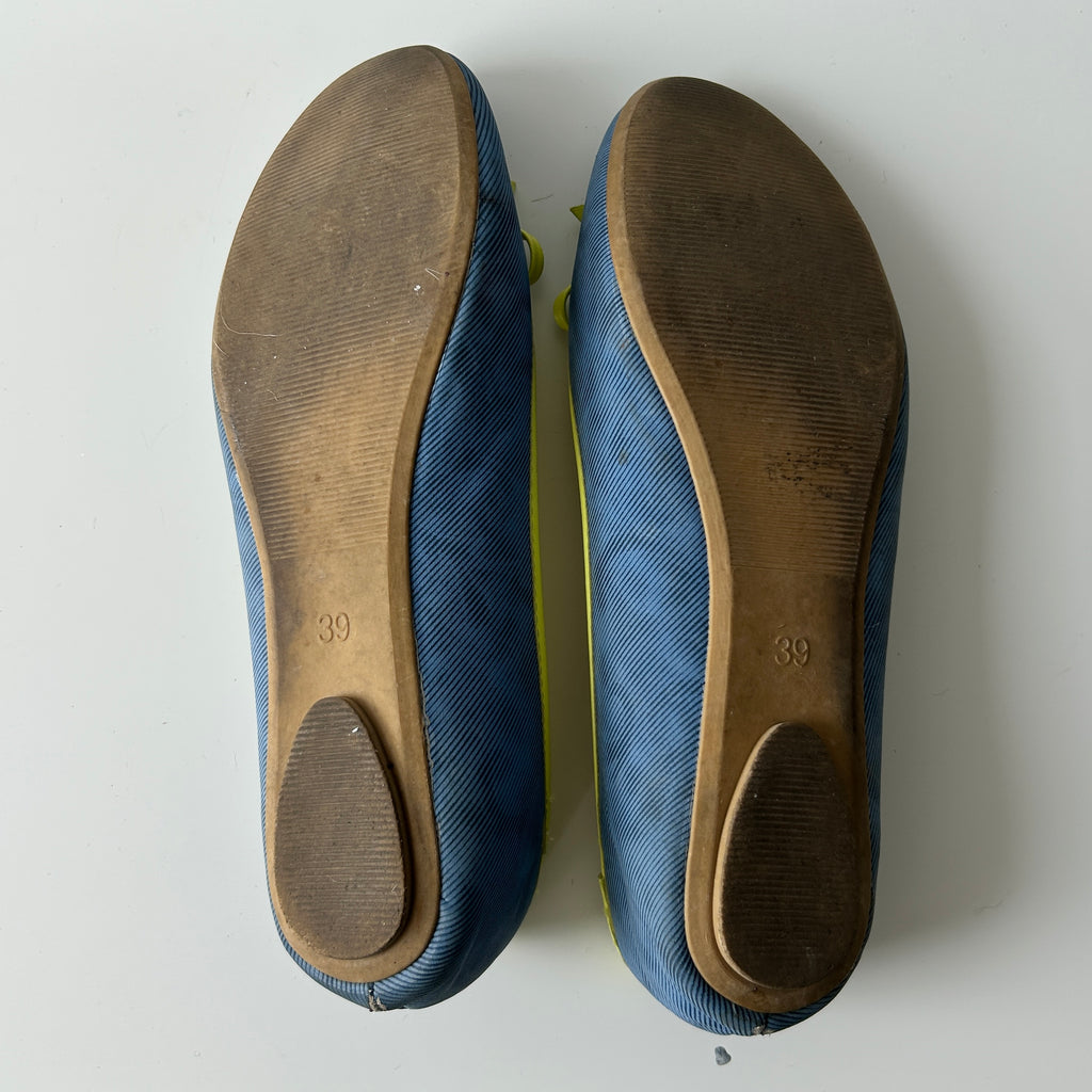 2000s blue and neon yellow ballet flats