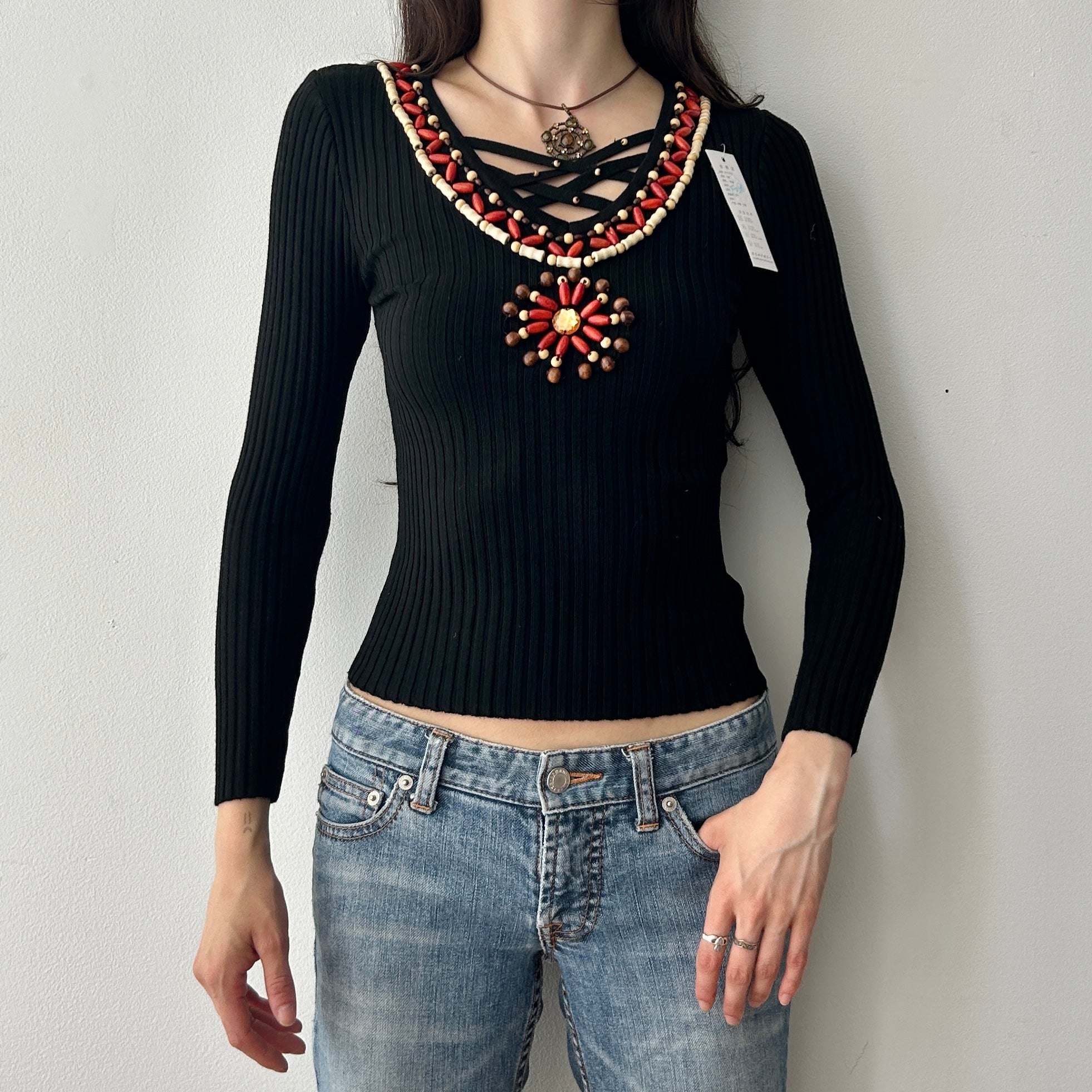 2000s wood beaded knit long sleeve top