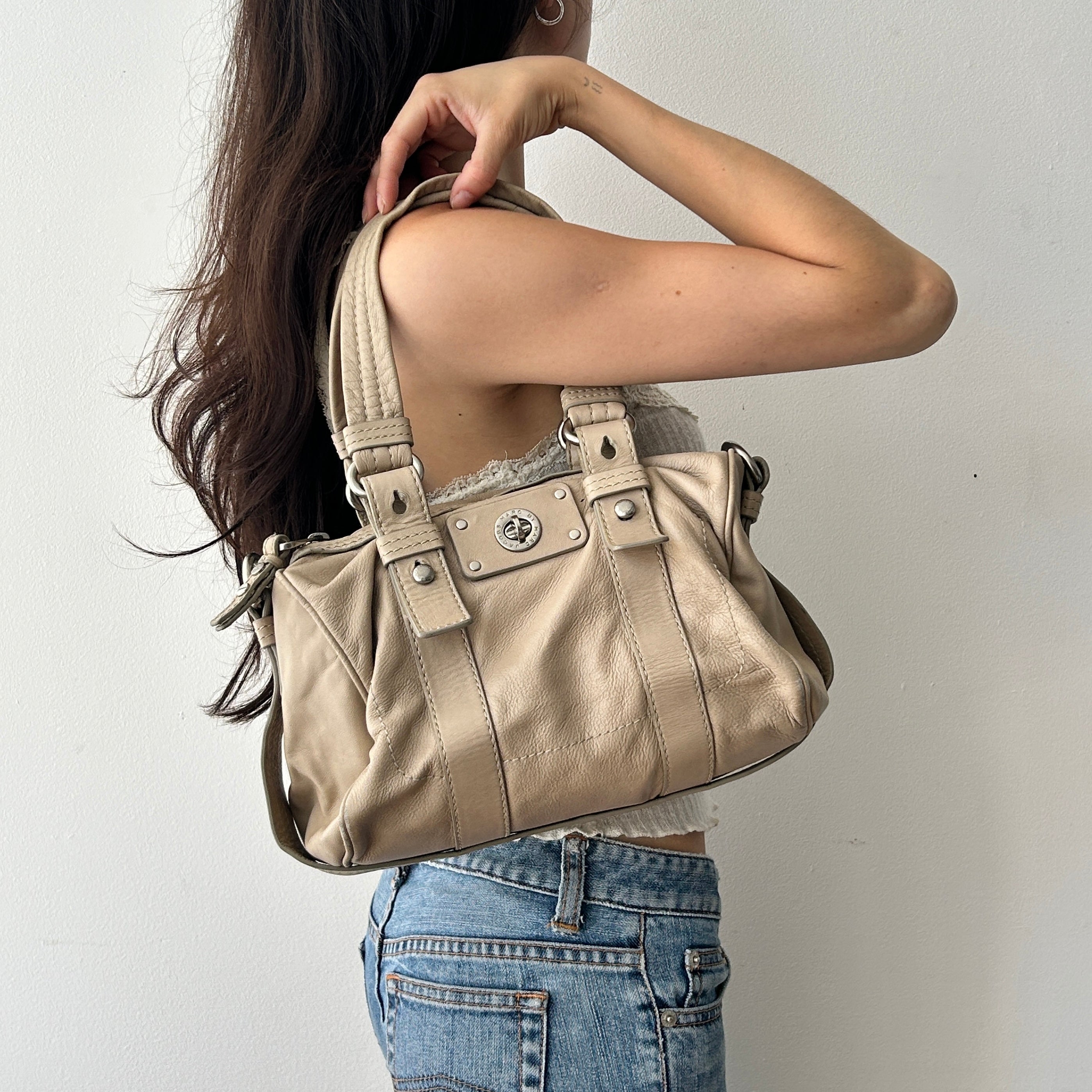 2000s beige Marc Jacobs shoulder bag