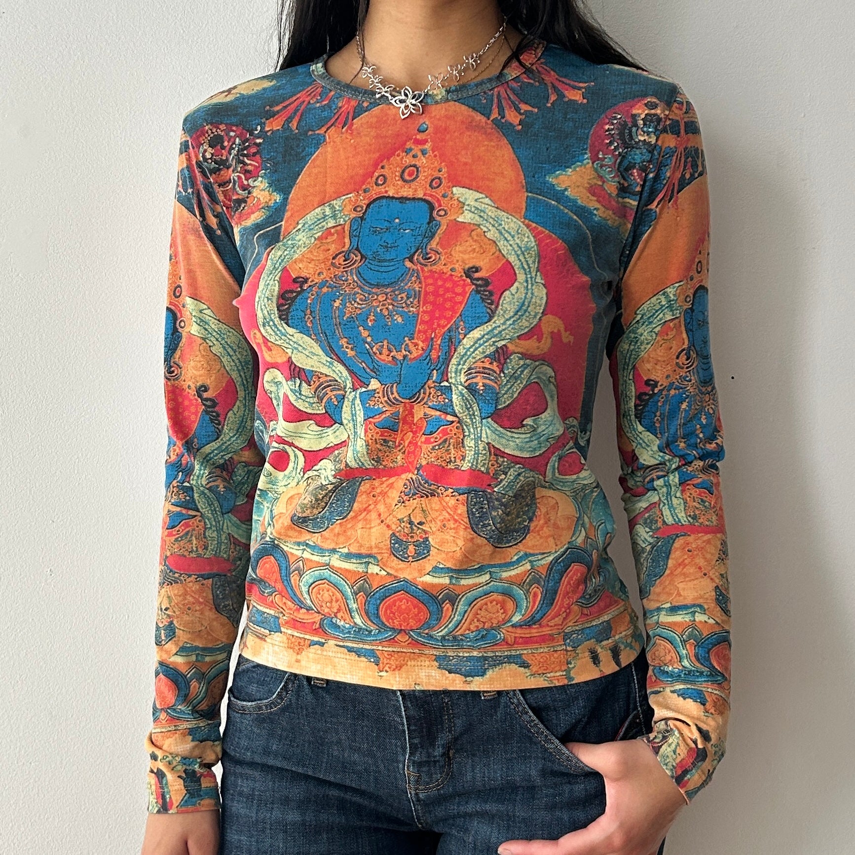 90s graphic long sleeve top