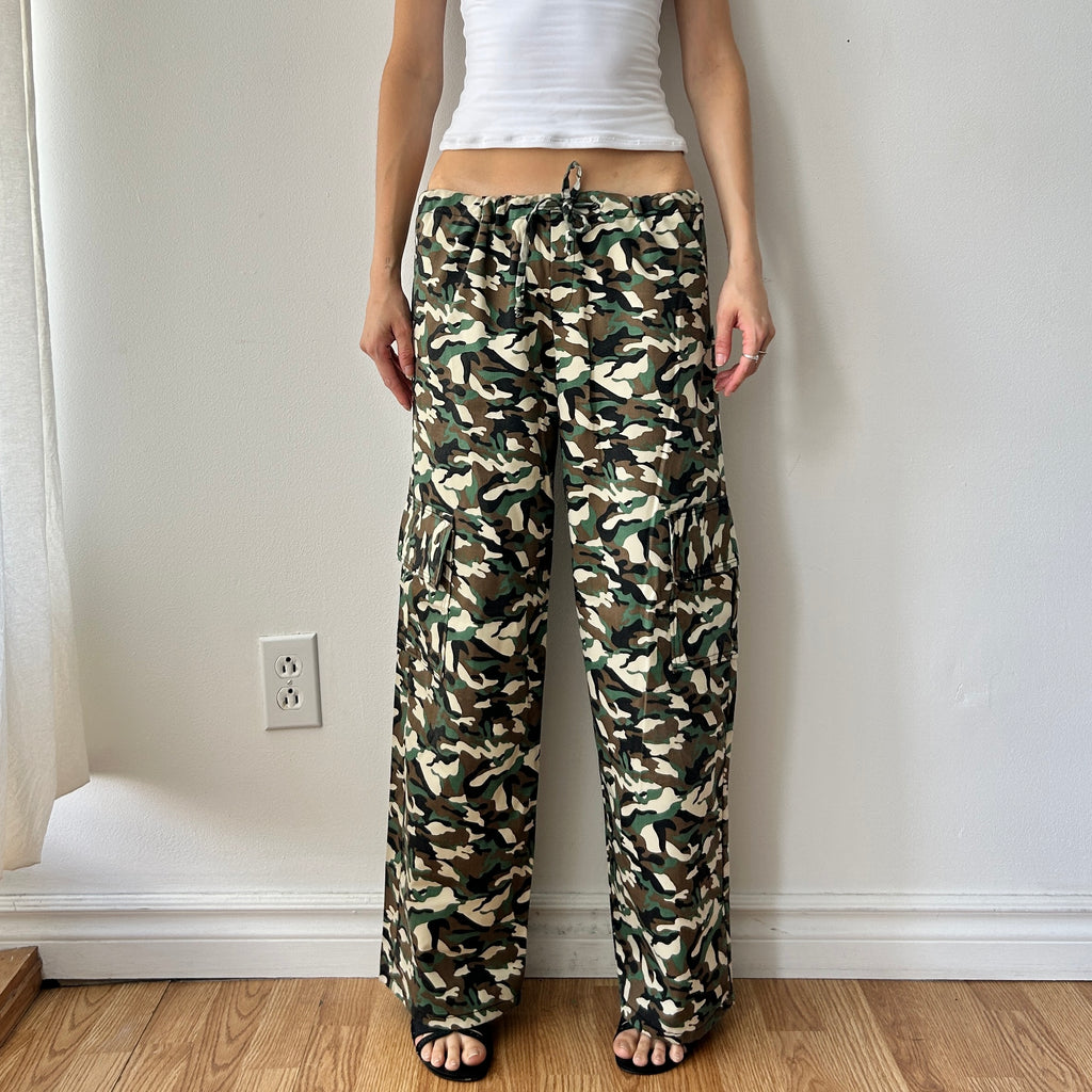 2000s camo wide leg pants