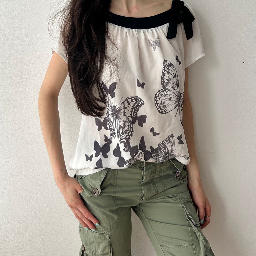 Twee blouse with butterfly print and bow by Armand Thierry