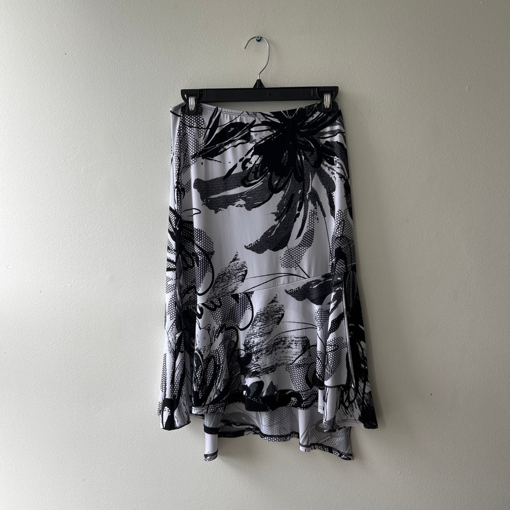 2000s Floral print midi skirt by M.I.K.O