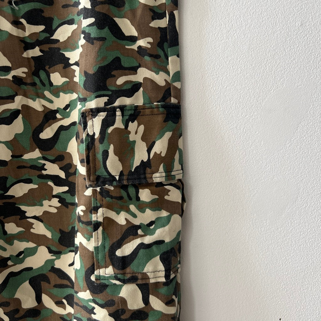 2000s camo wide leg pants