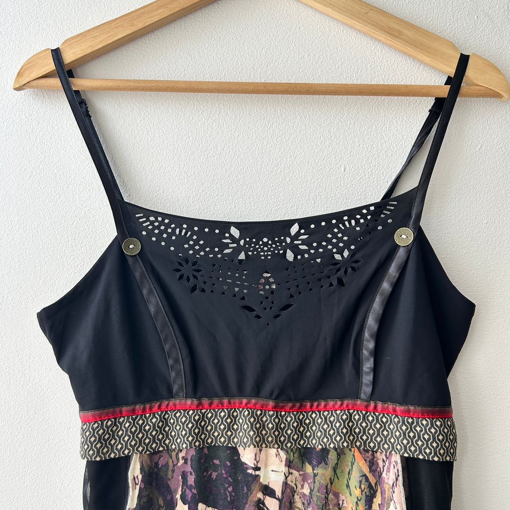 Vintage black midi dress by la mode est a vous