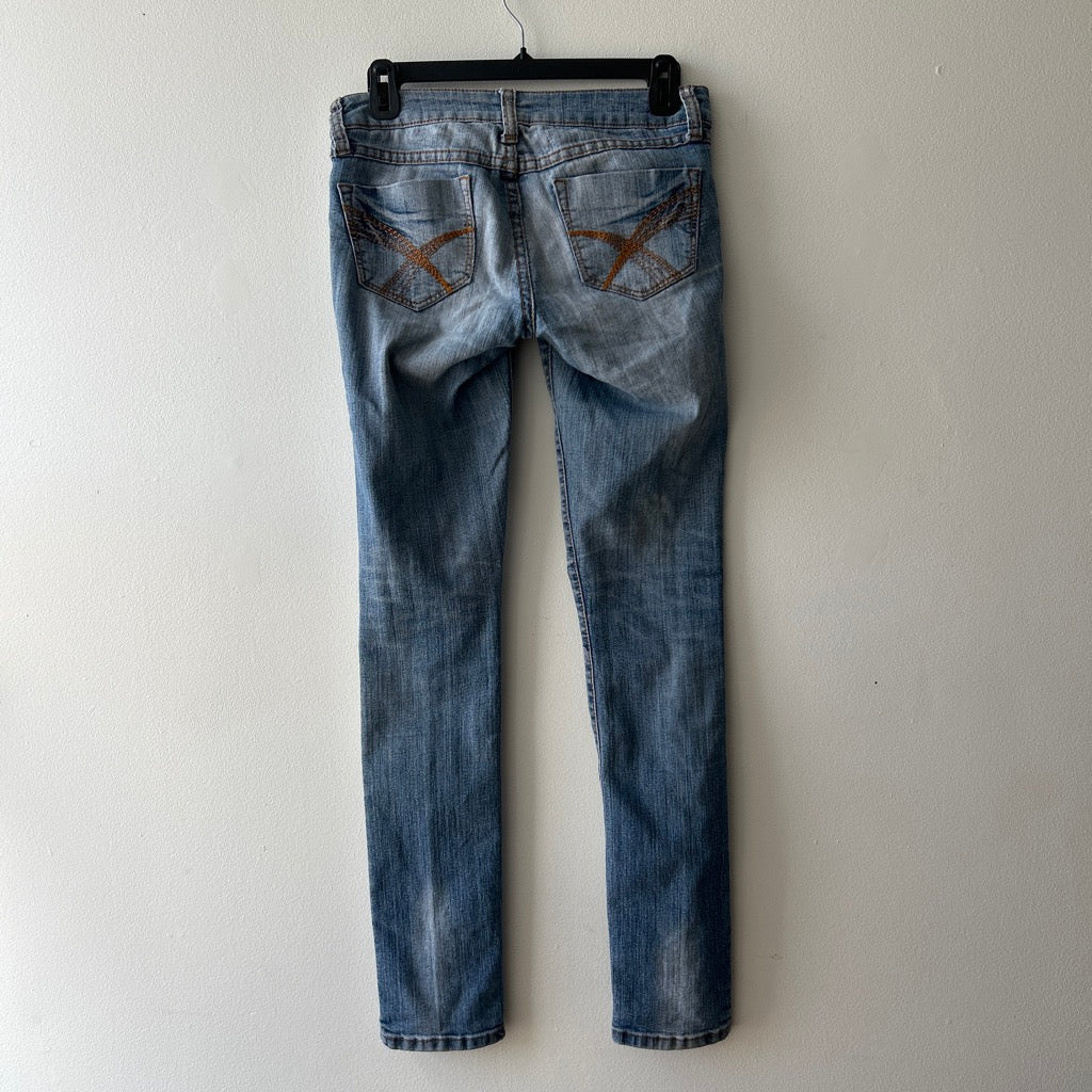 2000s low rise skinny jeans