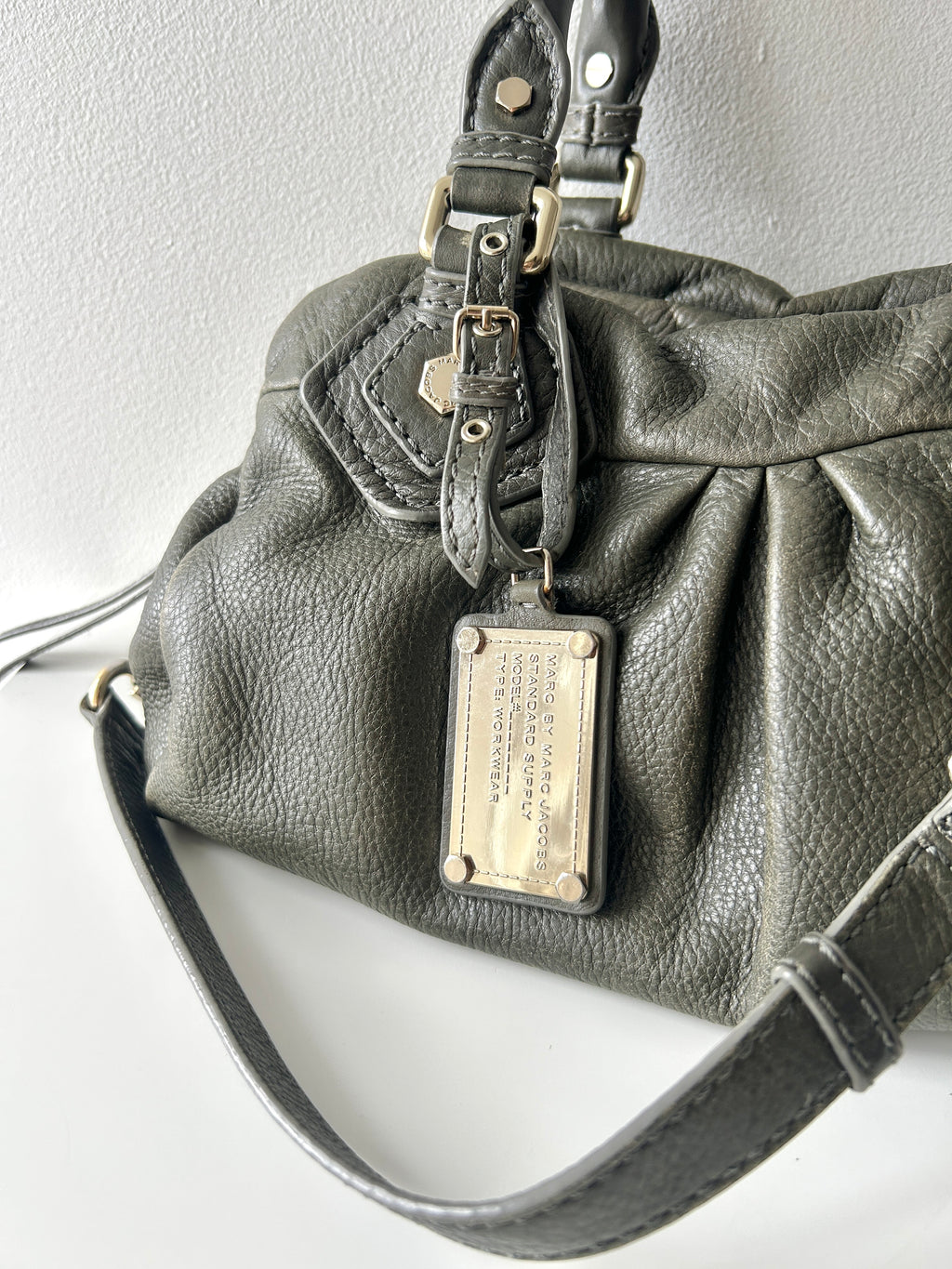 2000s Marc jacobs classic q