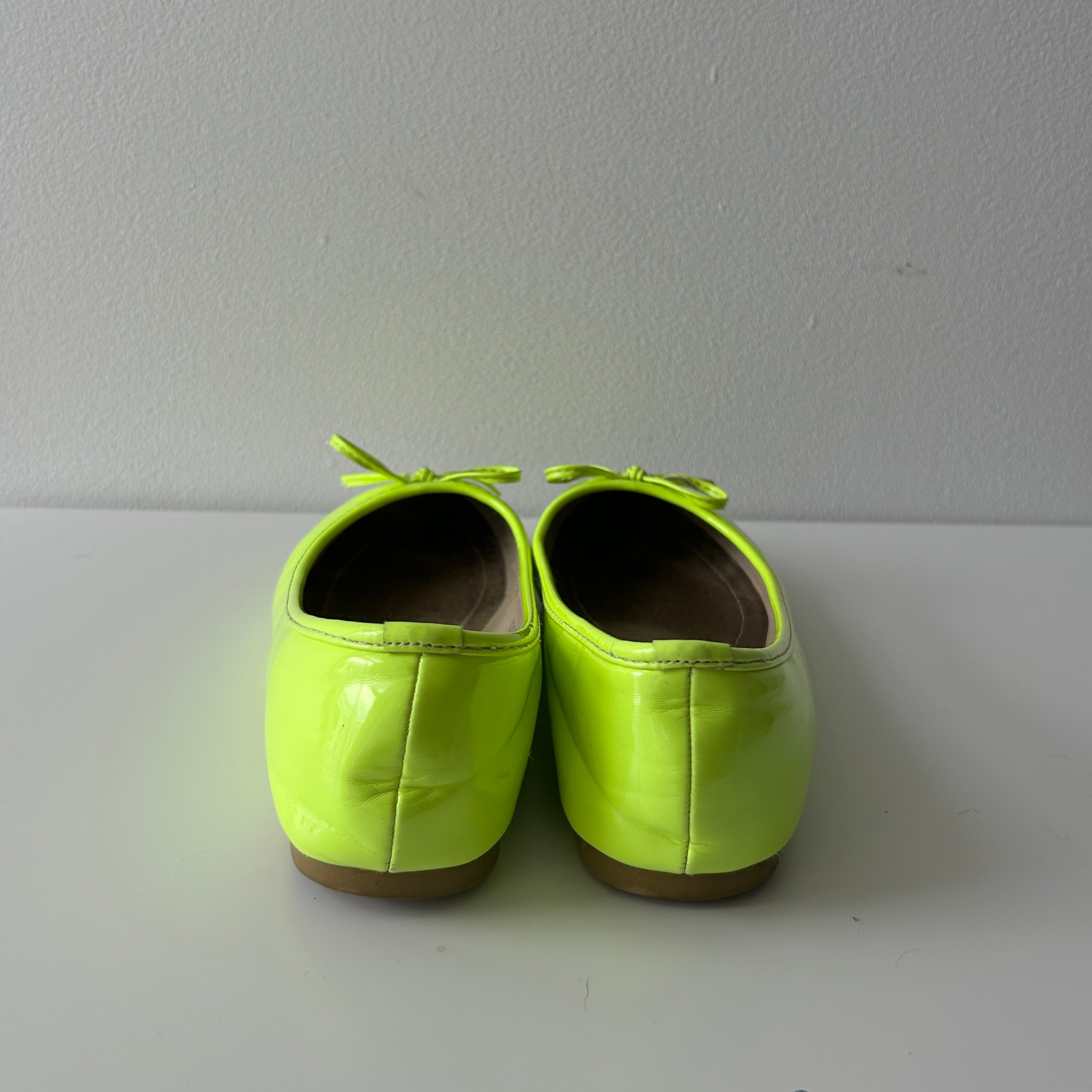2000s neon yellow ballet flats