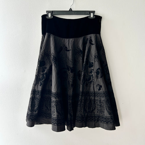 90s silk applique skirt by le chateau
