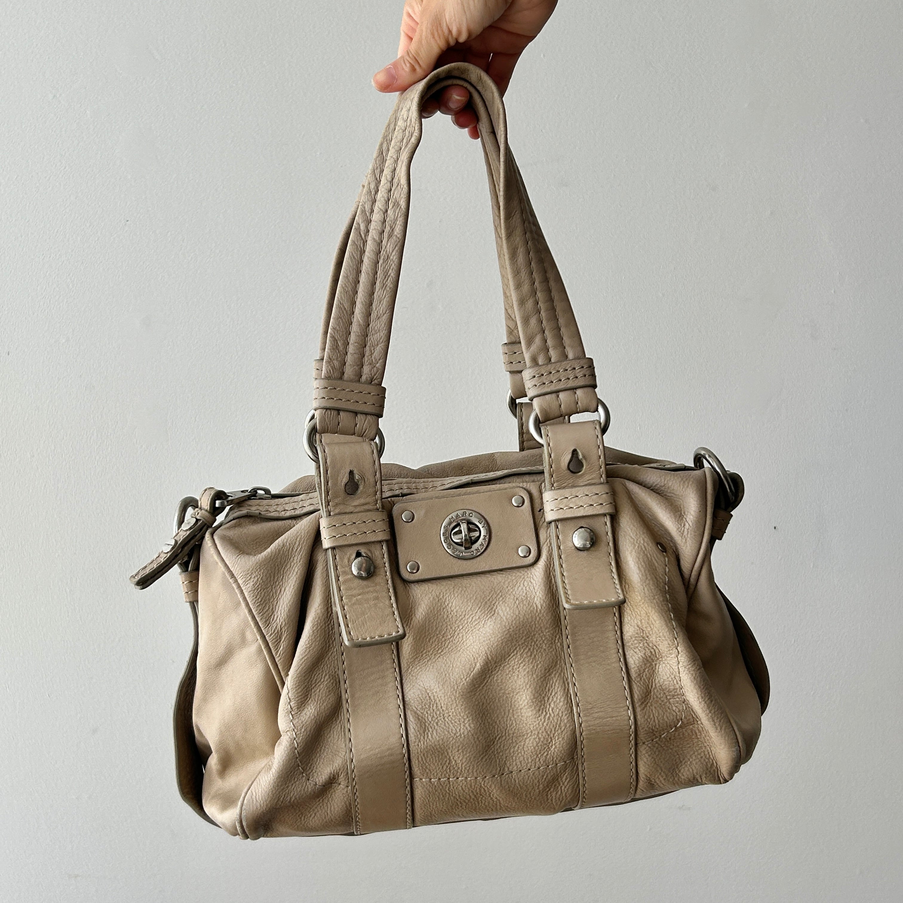 2000s beige Marc Jacobs shoulder bag