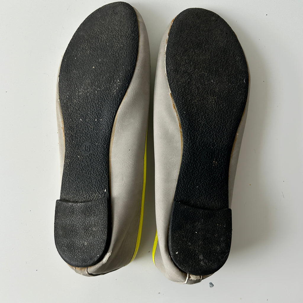 2000s grey and neon yellow ballet flats
