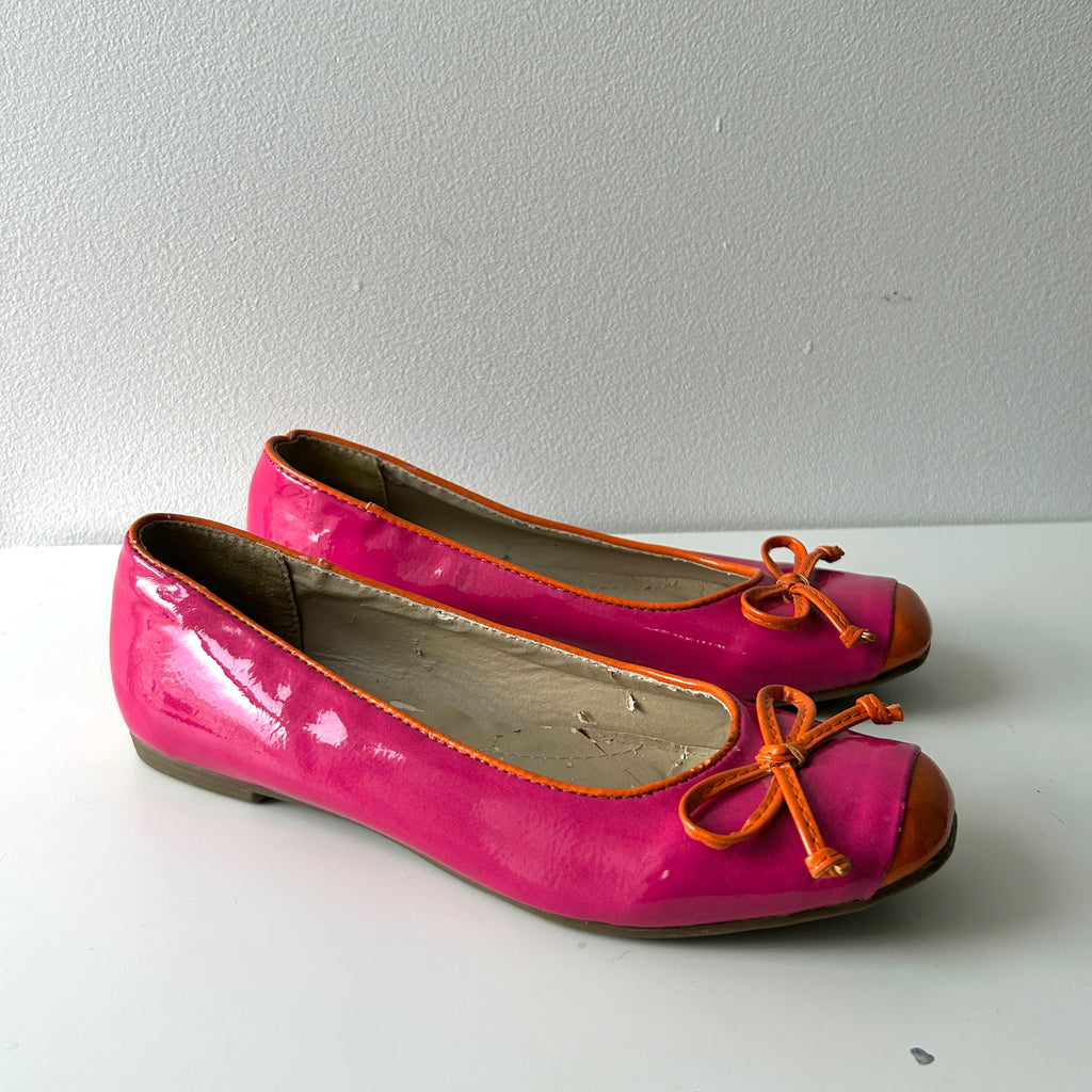 2000s pink and orange ballet flats