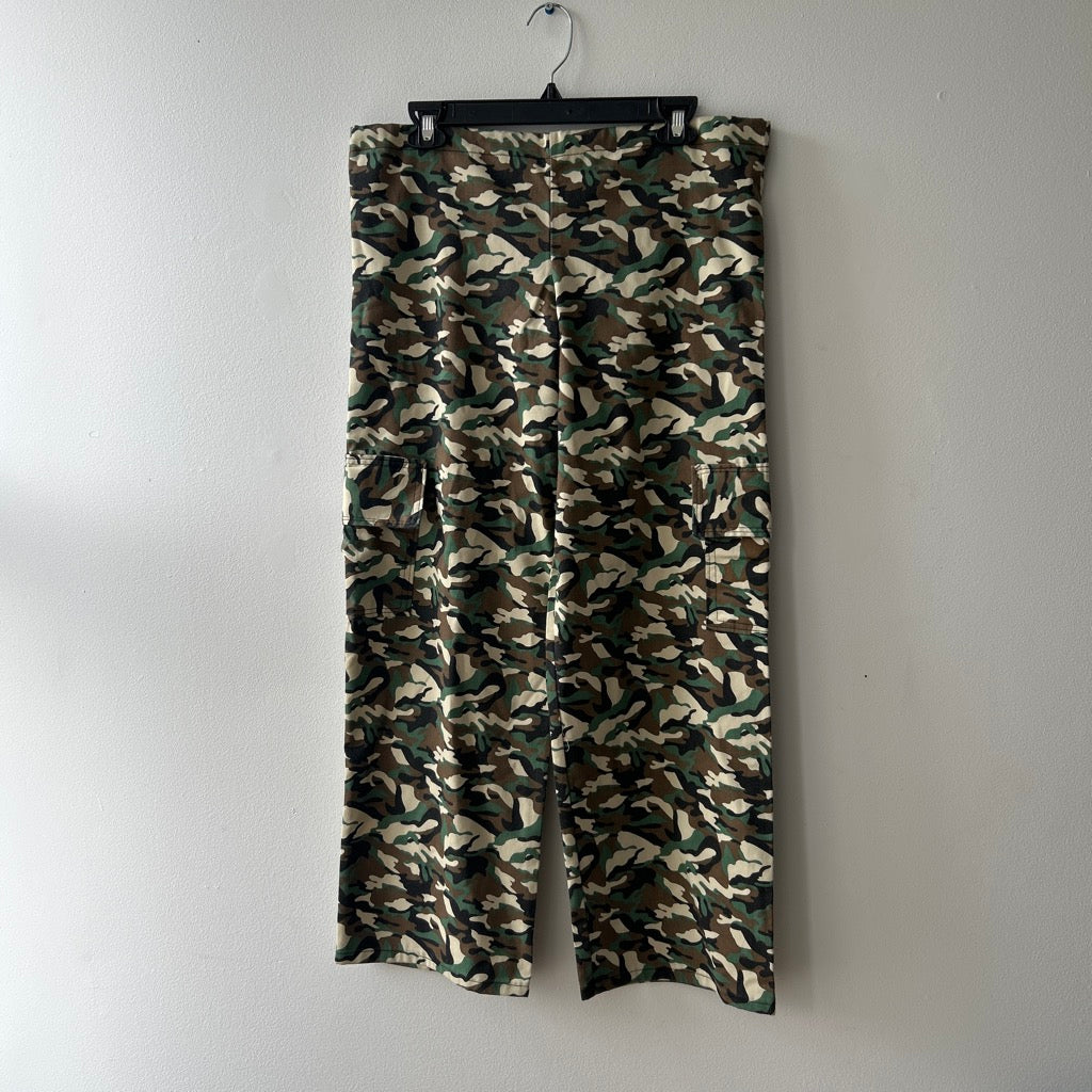 2000s camo wide leg pants