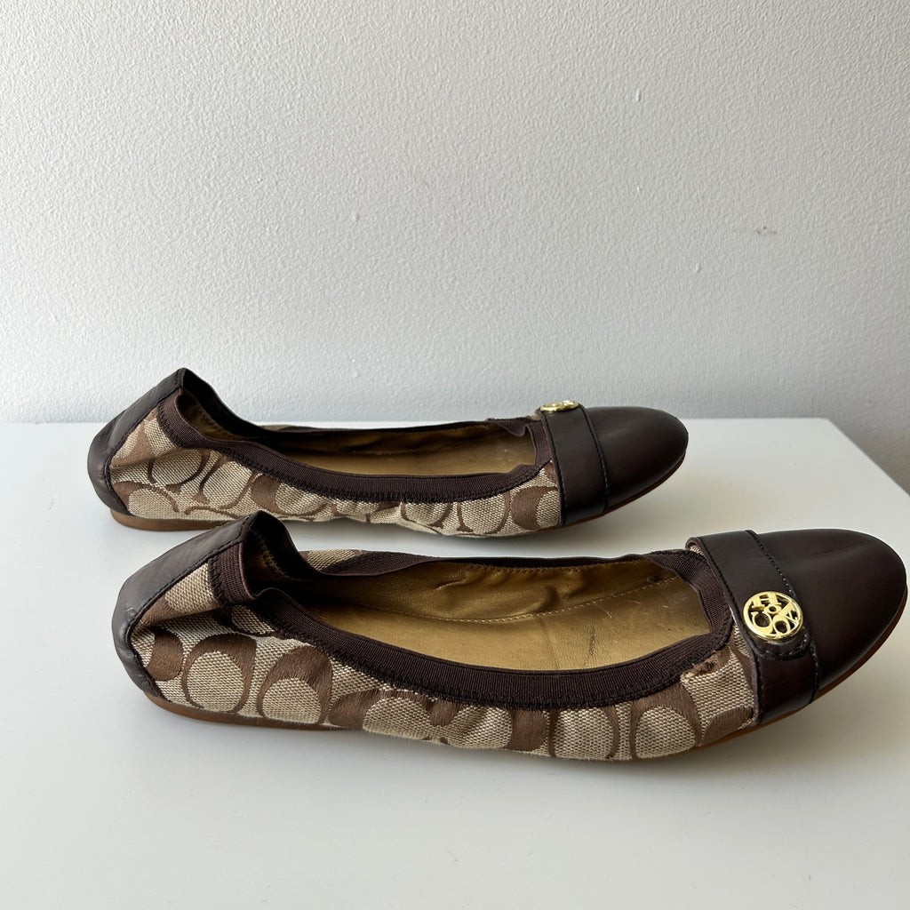 2000s coach ballet flats
