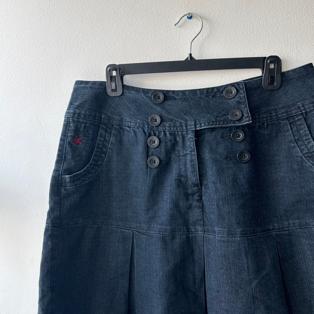 2000s Denim pleated skirt by Lois